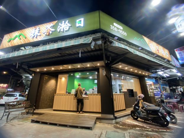 黃金店面大三角窗鄰近科工安平工業區