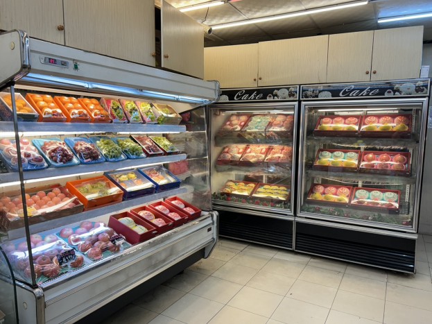 yes頂尖!創業頂讓 水果行業領先品牌、免加盟、完全技術轉移、加贈一年業務輔導 金額：120萬 / 元 台中市太平區