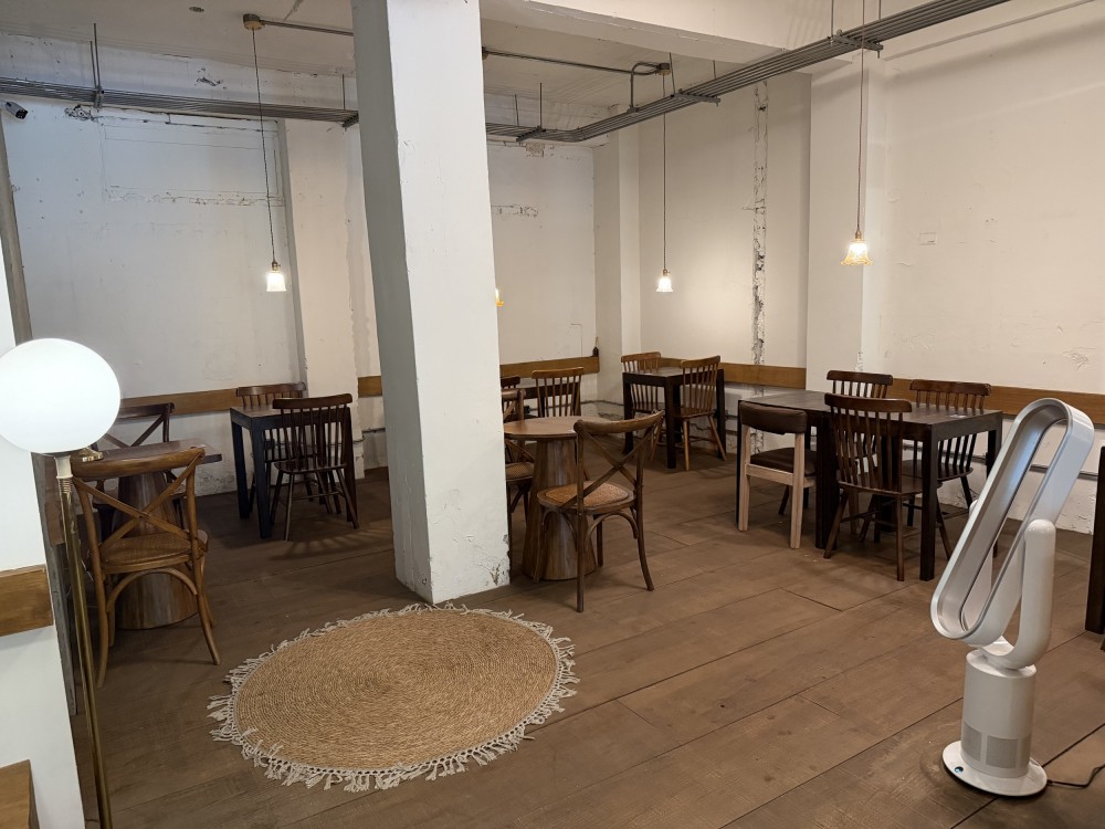 [百萬裝潢］日式侘寂風咖啡甜點店｜設備完善｜接手即可營業｜