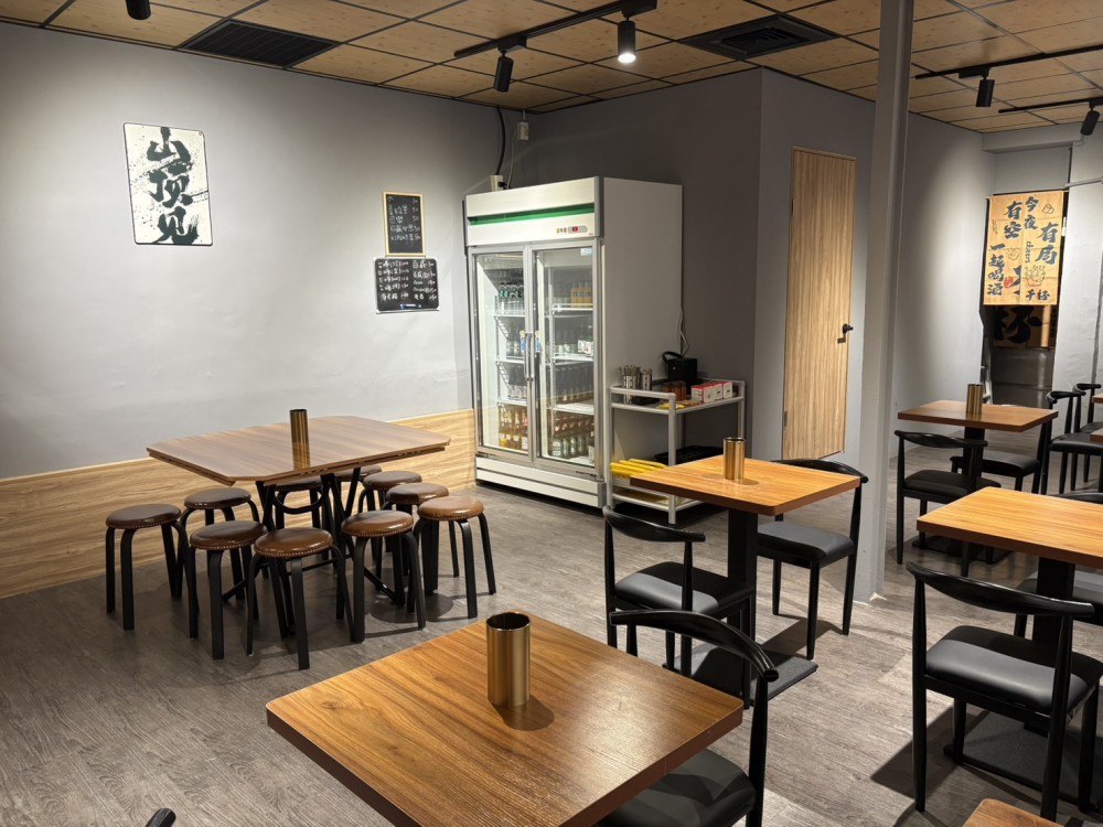 【黃金店面頂讓】[萬華] [串燒店] 頂讓 帶設備+技術轉移