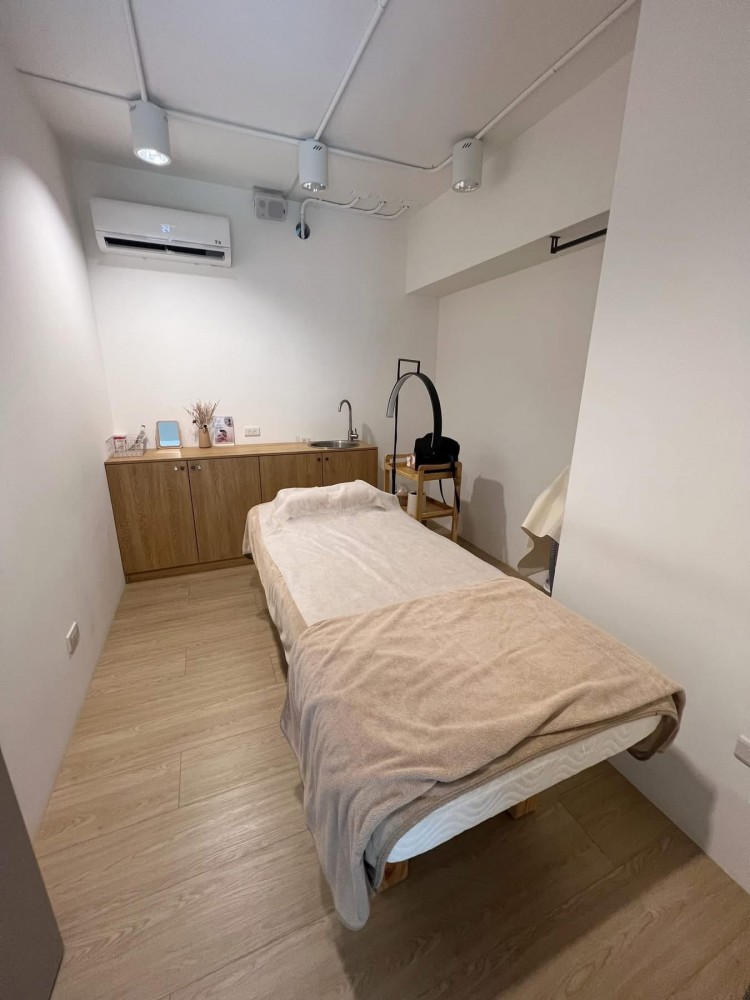桃園美容店誠意頂讓！裝潢完整•設備齊全